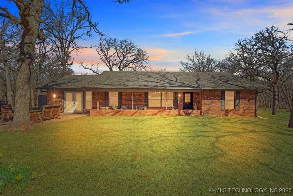 Property photo 1 of 31