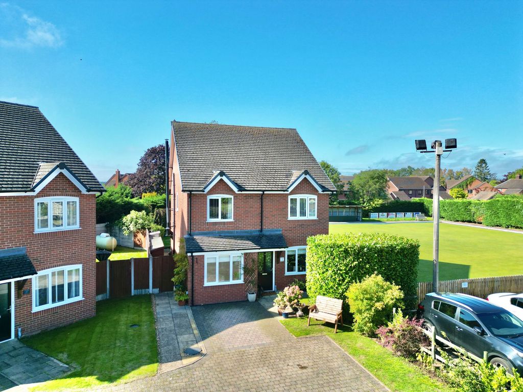 Property photo 1 of 35