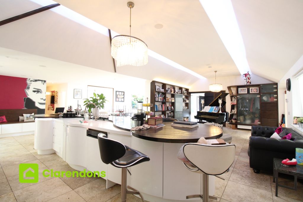 Additional image 7 of 5 bed detached bungalow for saleStation Road, Lingfield, Surrey RH7