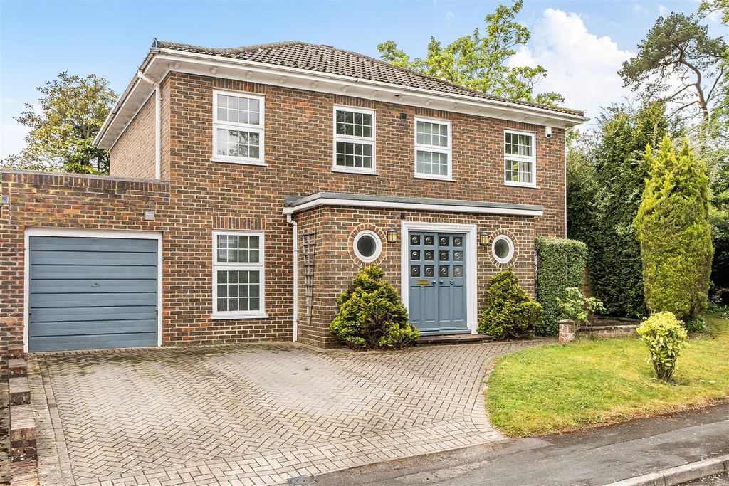 Property photo 1 of 17 1-6A0684F38c305-1463186-17-6A05B777Dbf52-1.Jpg