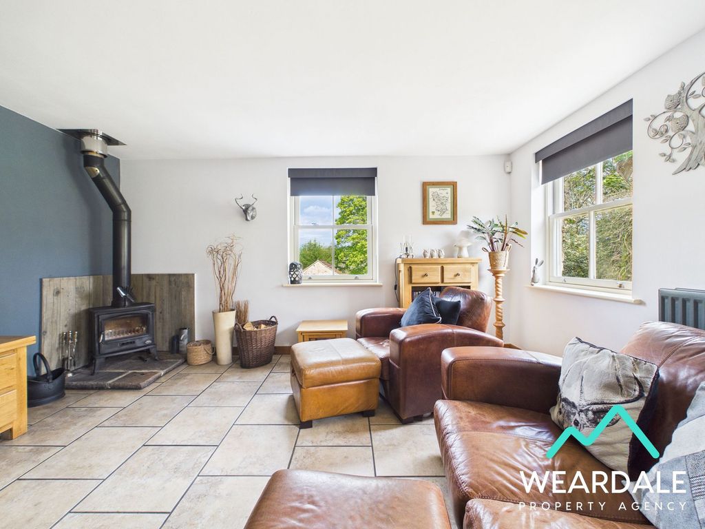 Property photo 3 of 71