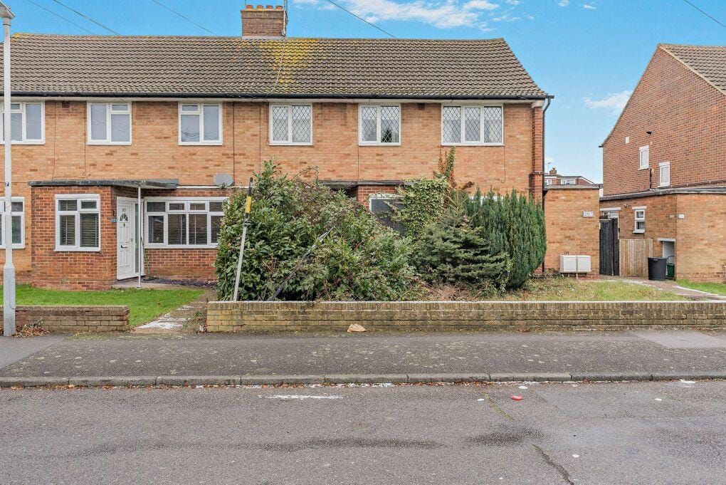 Property photo 1 of 8