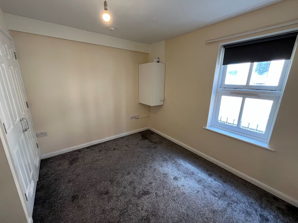 Property photo 3 of 5 Image