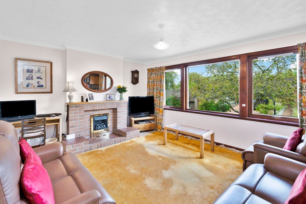 Property photo 3 of 13 Property Image 3