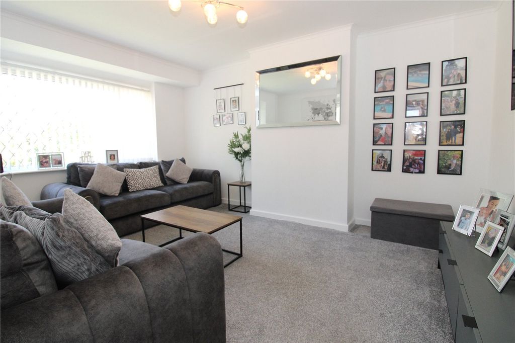 Property photo 2 of 14 Picture No. 01