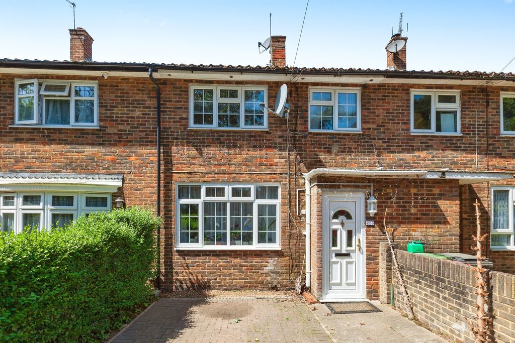 Property photo 1 of 17