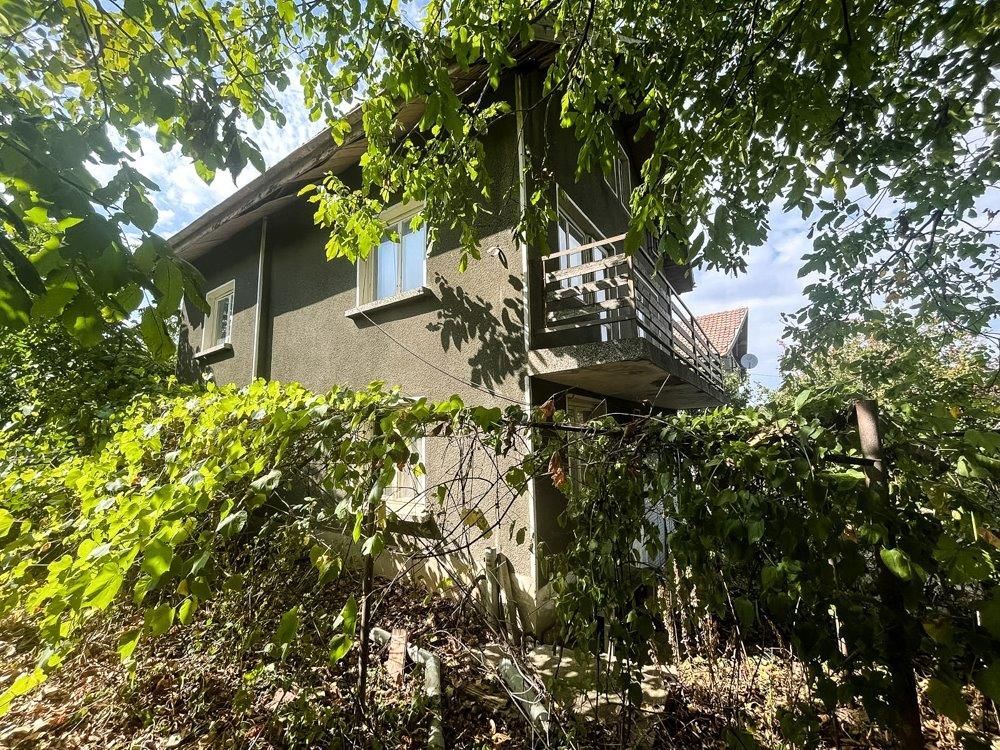 Property photo 1 of 23