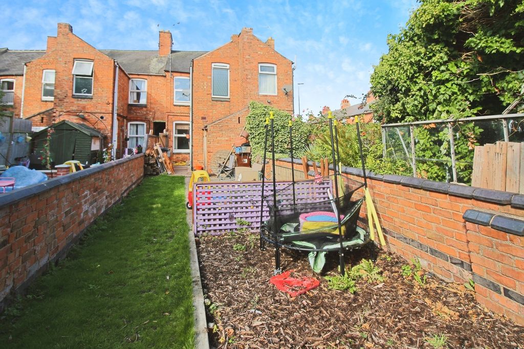 Property photo 2 of 14