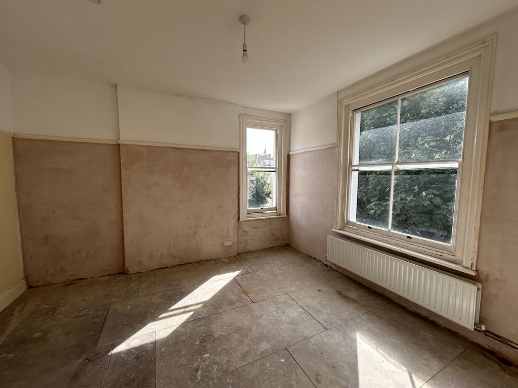 Property photo 3 of 9 Img_1013.Jpg