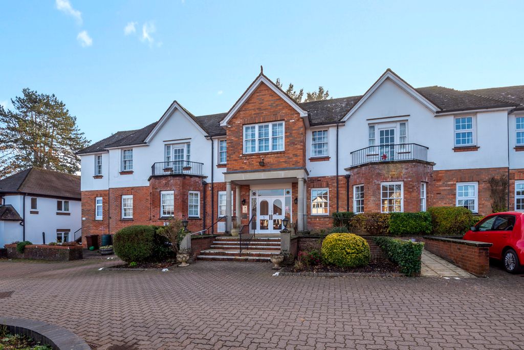 Property photo 1 of 17 Front