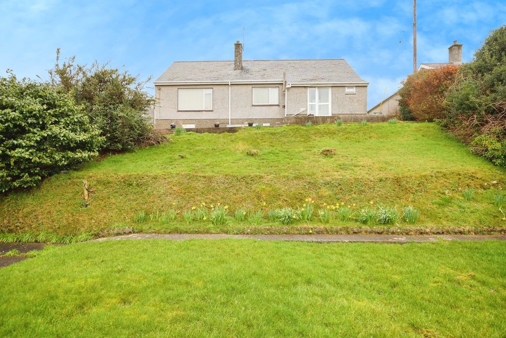 Property photo 3 of 17 Pbox-Img.Jpg