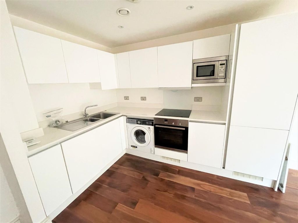 Property photo 3 of 10 Kitchen 1.Jpg