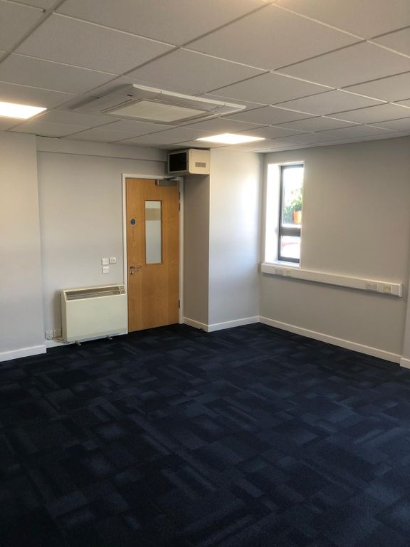 Property photo 3 of 14 Unit 14A