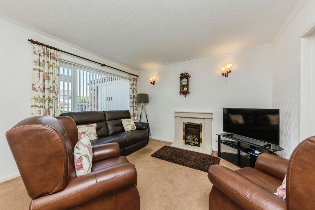 Property photo 2 of 18 Pbox-Img.Jpg