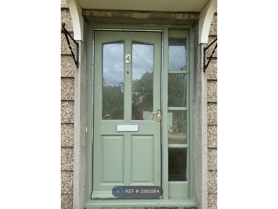 Property photo 2 of 24