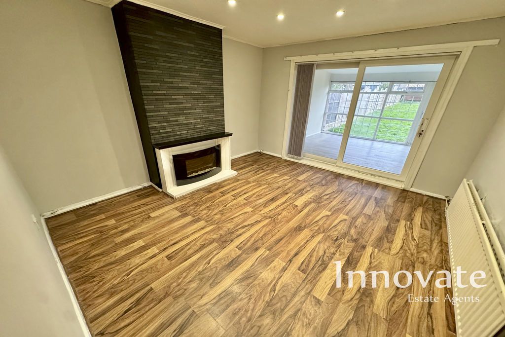 Property photo 2 of 14 Photo 14