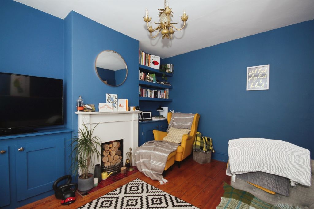 Property photo 3 of 15