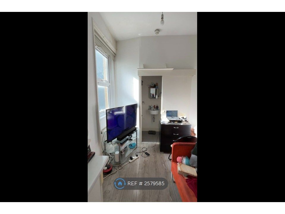 Property photo 2 of 4