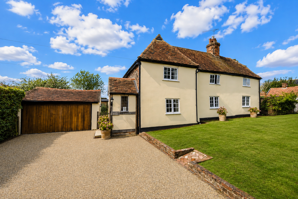 Property photo 1 of 43