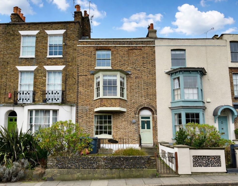 Property photo 1 of 43