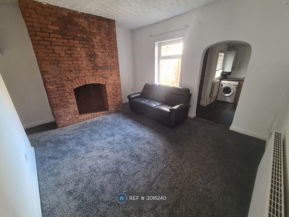 Property photo 3 of 8