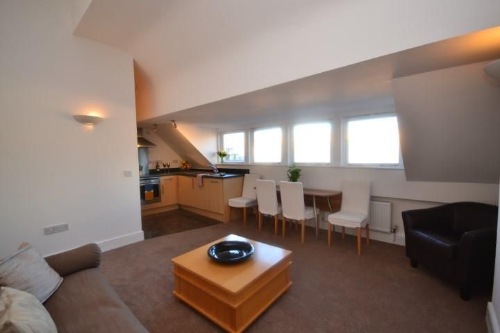 Property photo 3 of 15 Sitting Room