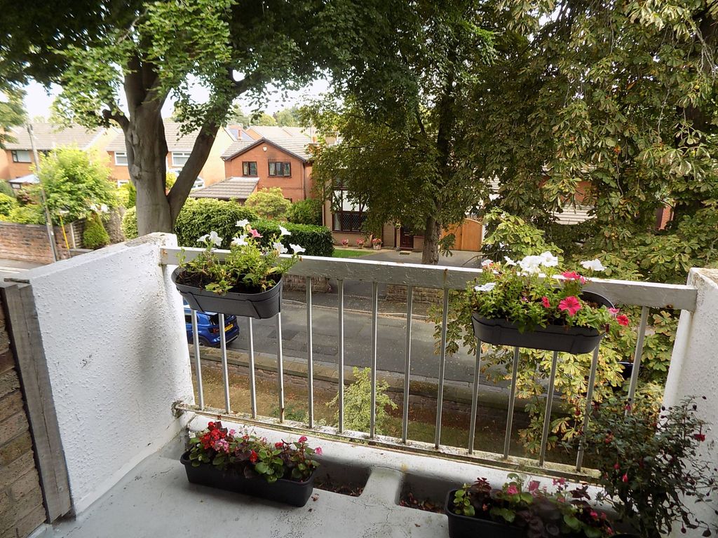 Property photo 2 of 20