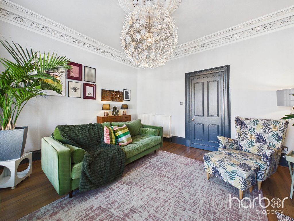 Property photo 3 of 23 5014357