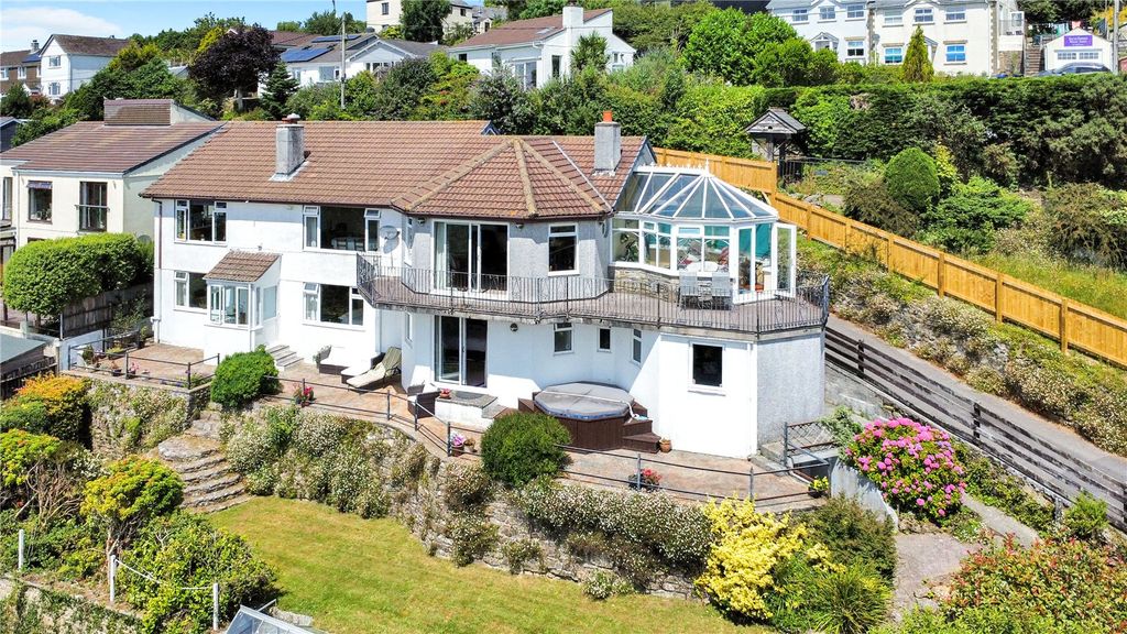 Property photo 1 of 23 Picture No. 11