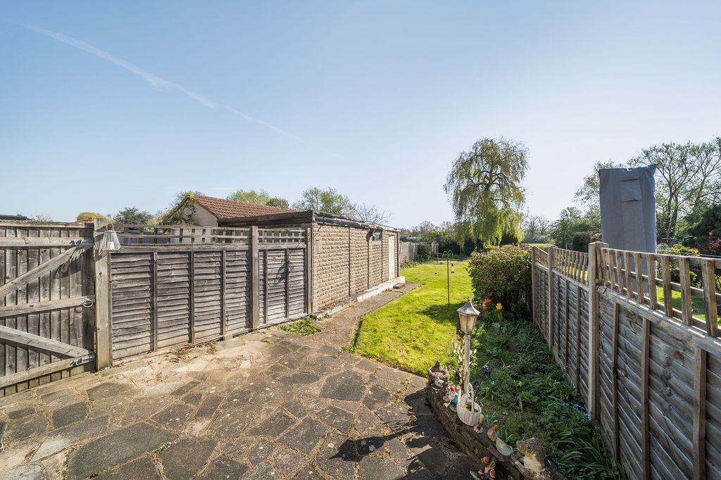 Property photo 3 of 16