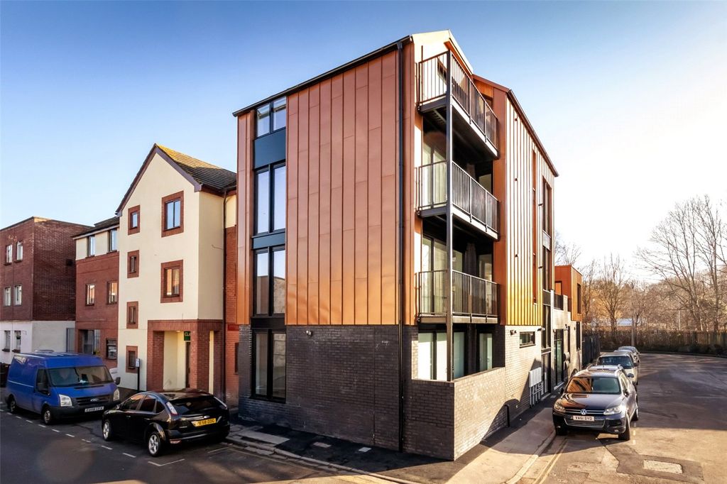 Property photo 2 of 11 Picture No. 02