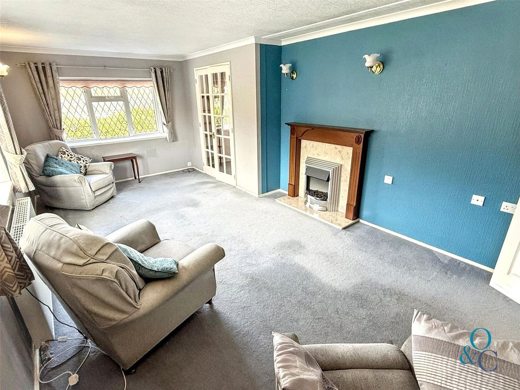 Property photo 3 of 17 Picture No. 16