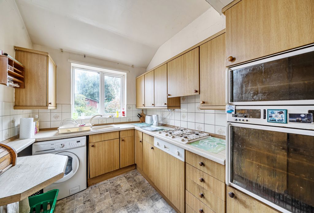 Property photo 2 of 14 1362511-8-68Dd39d...