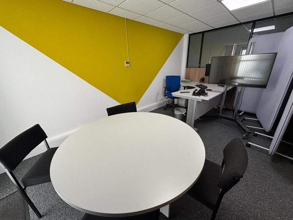 Property photo 3 of 7 Photo 2