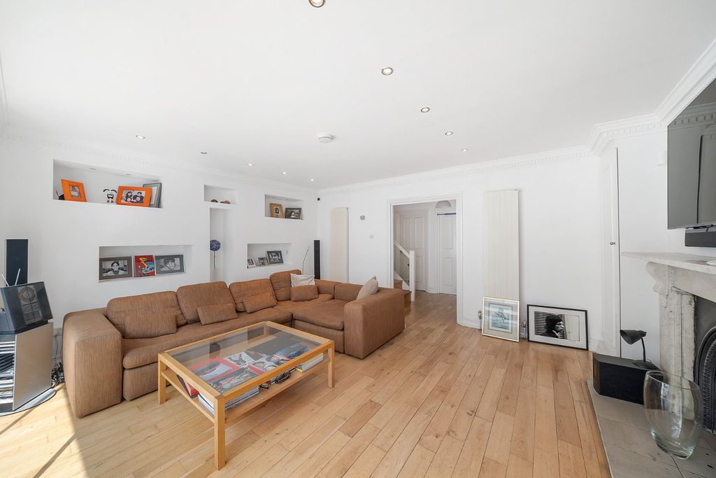 Property photo 2 of 15 Reception Room