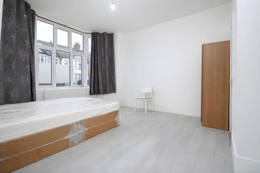 Property photo 2 of 4