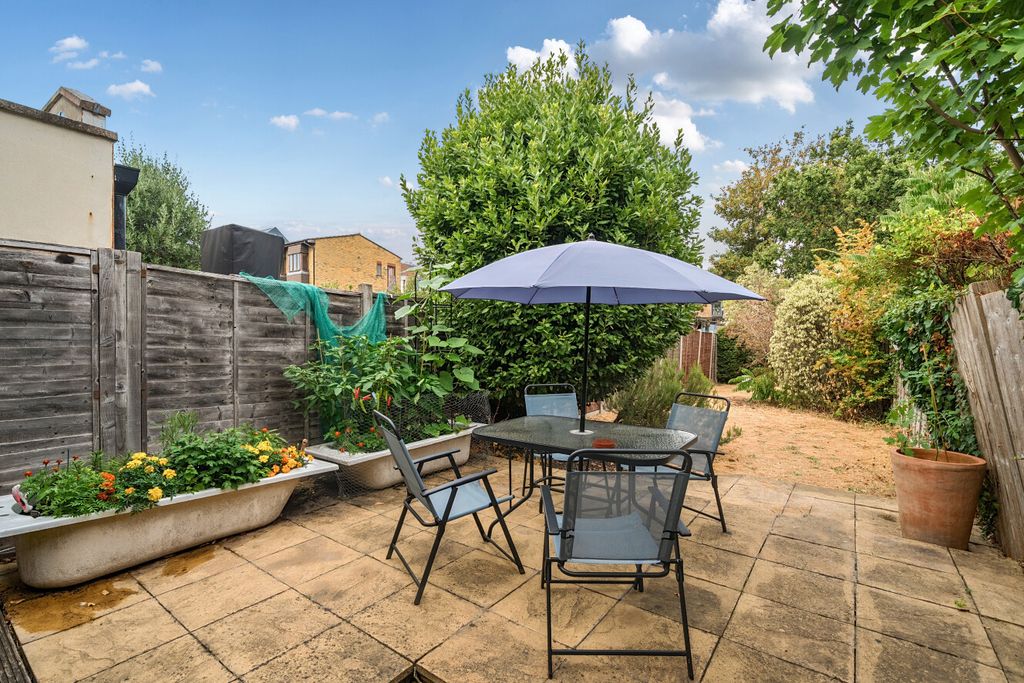 Property photo 3 of 12 1-6A85Bd735c1Ac-1...