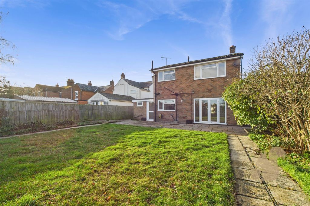 Property photo 3 of 22 Cam03877G0-Pr0287-Still018.Jpg