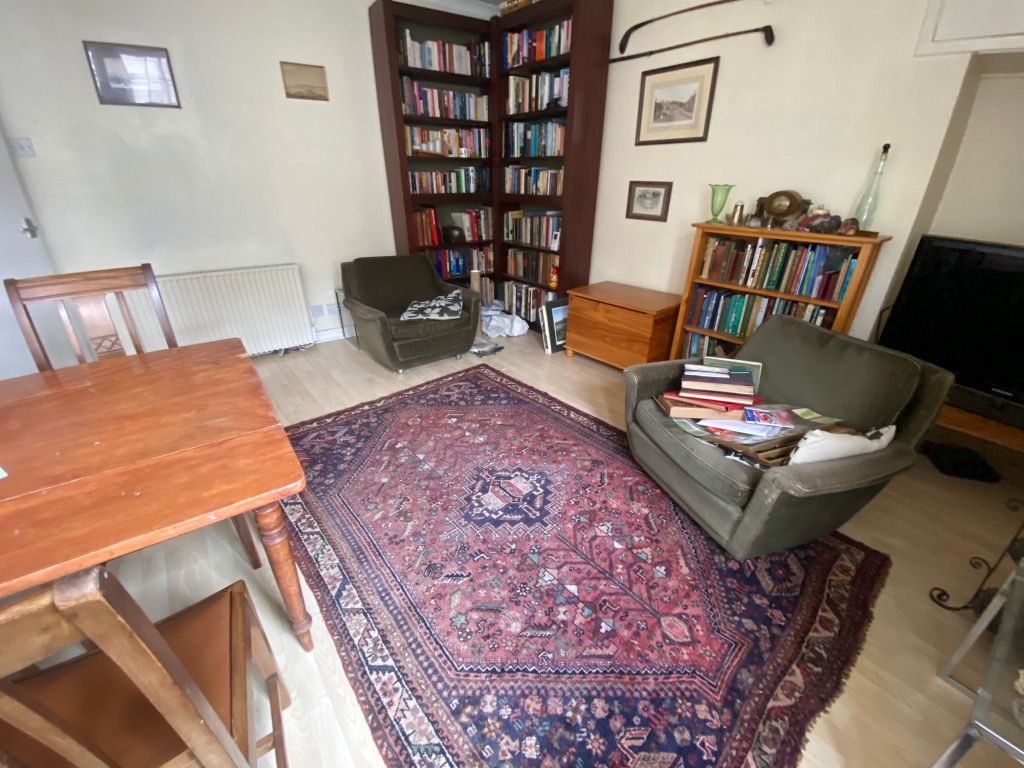 Property photo 2 of 8 2.Jpeg