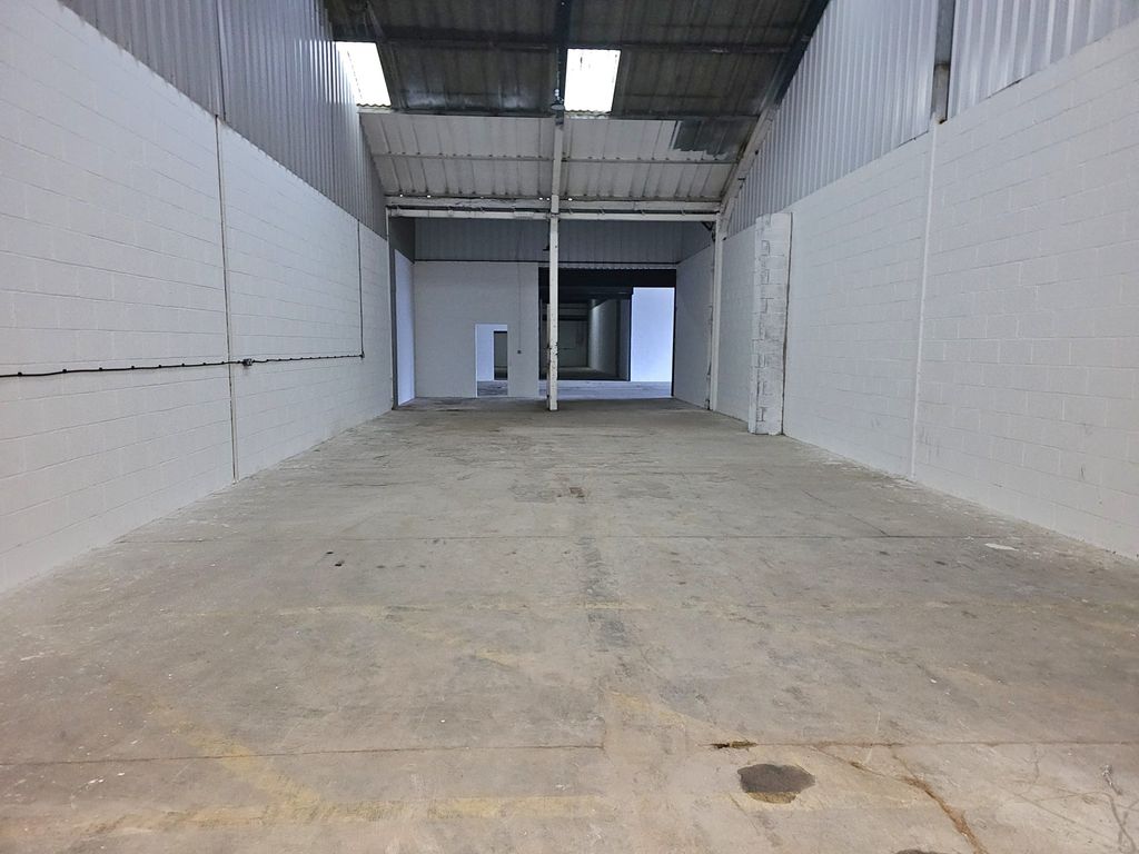 Property photo 1 of 1