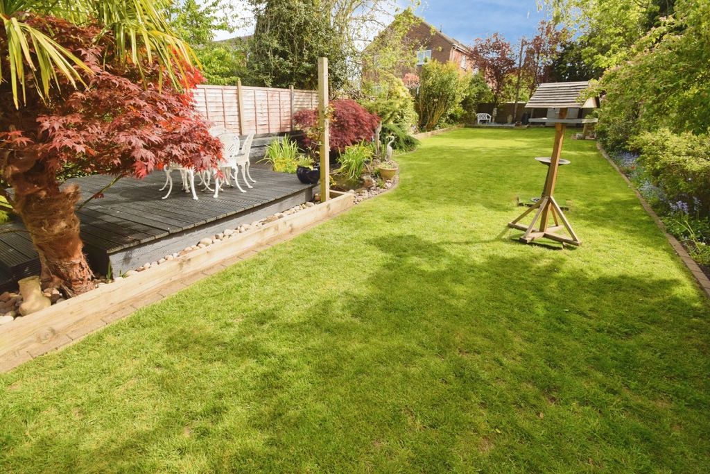 Property photo 2 of 55 Garden