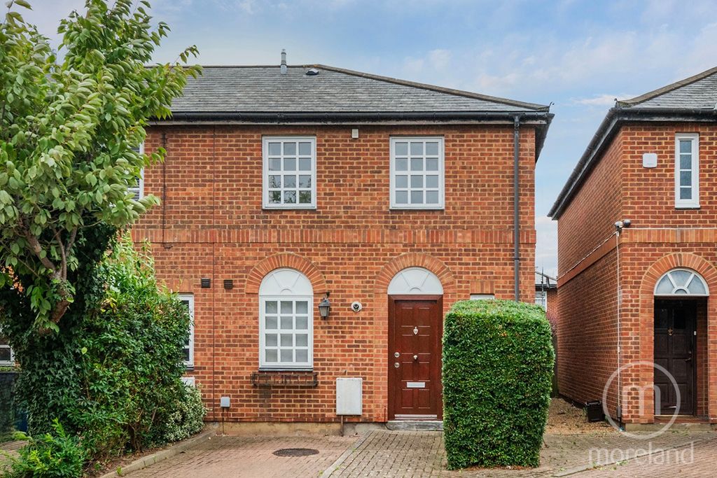Property photo 3 of 12 4411153
