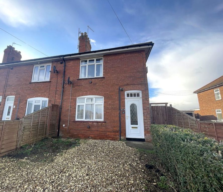 Property photo 2 of 32