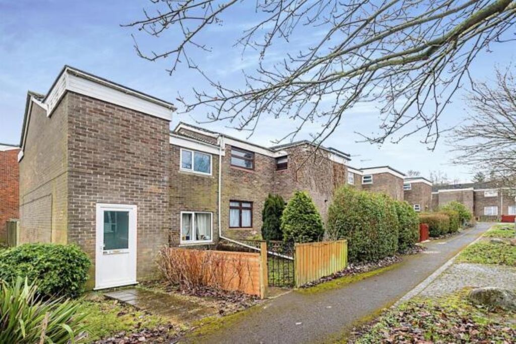 Property photo 1 of 8