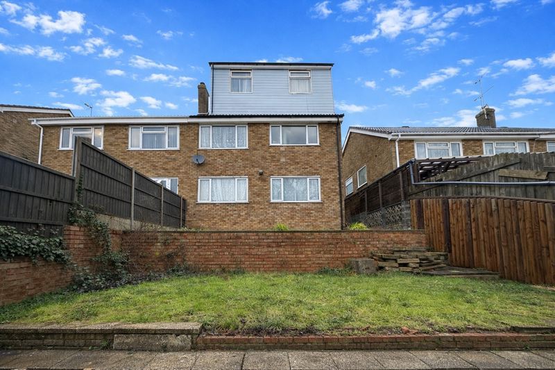 Property photo 2 of 17 Photo 1