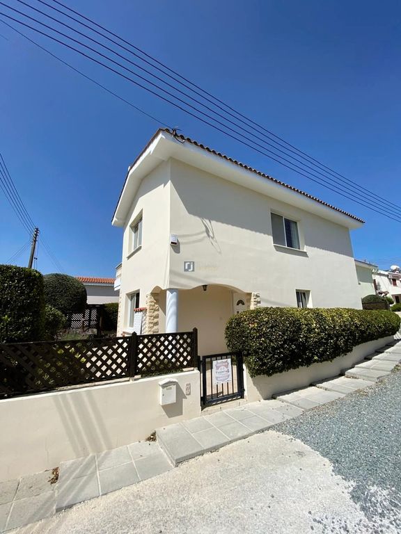 Property photo 1 of 36