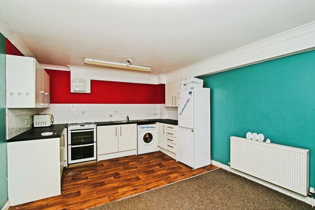 Property photo 3 of 13 Pbox-Img.Jpg