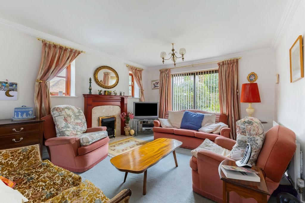 Property photo 2 of 9 Picture No. 04