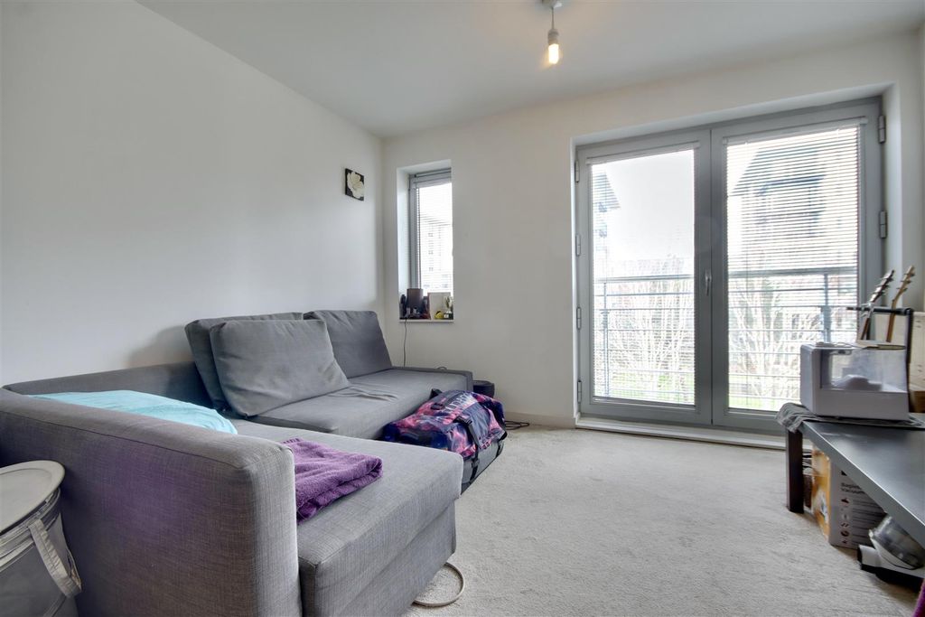 Property photo 3 of 7 F2029De1-Be54-43B7-8Cb4-3759D3398B63_1_201_A.Jpeg