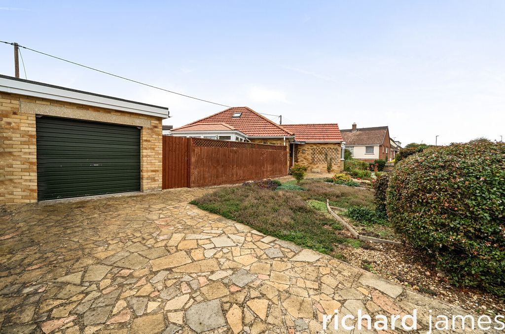 Property photo 2 of 19 A0055Bd109044cd48775Ccf6c87Ed2d7
